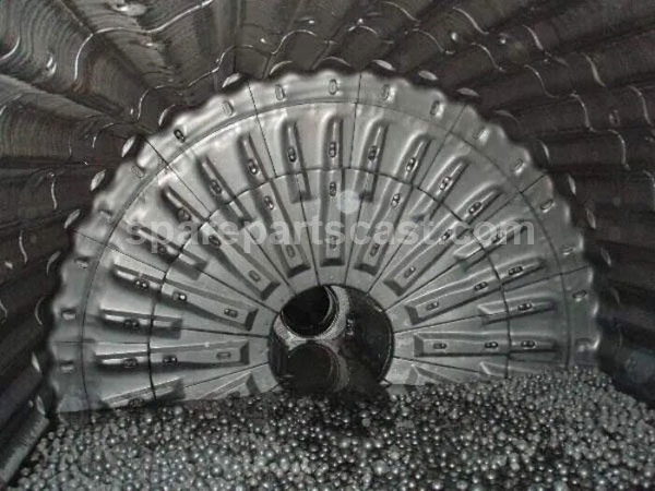 Mill liners and grinding media